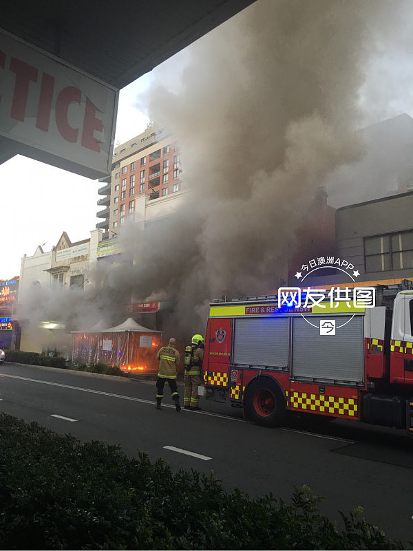 悉尼Auburn商业街突发大火：现场浓烟滚滚 多家商店被火势吞没！（视频） - 5