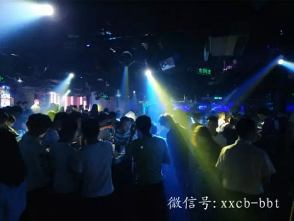 酒吧乱象：14 岁少女痴迷泡吧彻夜不归（图） - 2