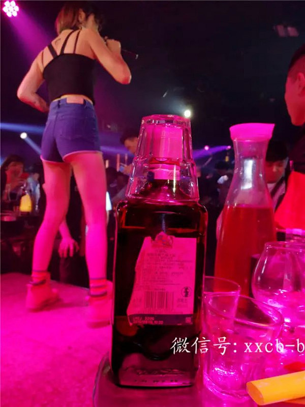 酒吧乱象：14 岁少女痴迷泡吧彻夜不归（图） - 5