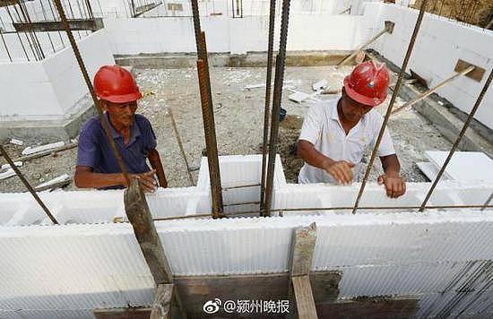 中国农民用泡沫盖别墅 建造过程犹如搭积木，吸引大量人参观（组图） - 4