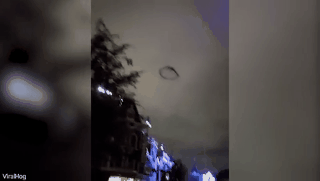 英国上空出现黑色烟圈UFO 疑似外星人造访地球（组图） - 6