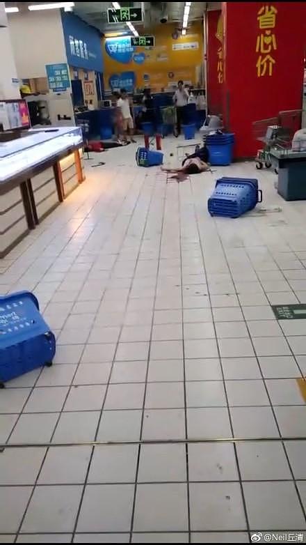 深圳沃尔玛超市发生持刀砍人事件 至少2死9伤（组图） - 2