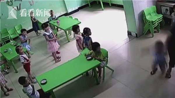 4 岁男童被拖拽跪地 涉事教师：没恶意（图） - 2