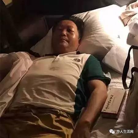 好奇害死人！中国游客逛洛杉矶市区游民巷 惨遭非裔暴打成重伤！ - 4