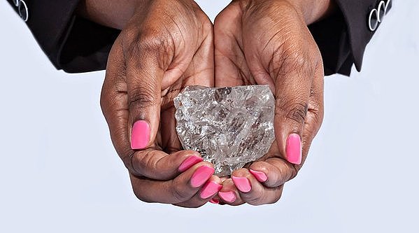 世界第二大钻石价值4.7亿，上千克拉 却找不到土豪买主（组图） - 3
