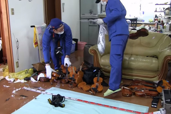 中国女子砸毁前夫1亿日元小提琴 遭日本警方逮捕（组图） - 4