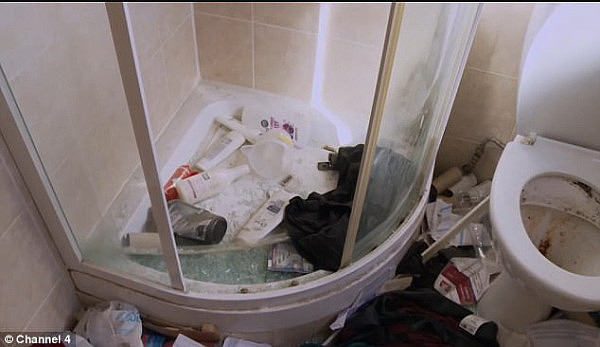 英国女租客屋内垃圾堆积成山，令人作呕 遭房主驱逐（组图） - 3
