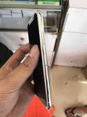 iPhone 8再曝谍照 卖1400美元的五大理由（组图） - 4