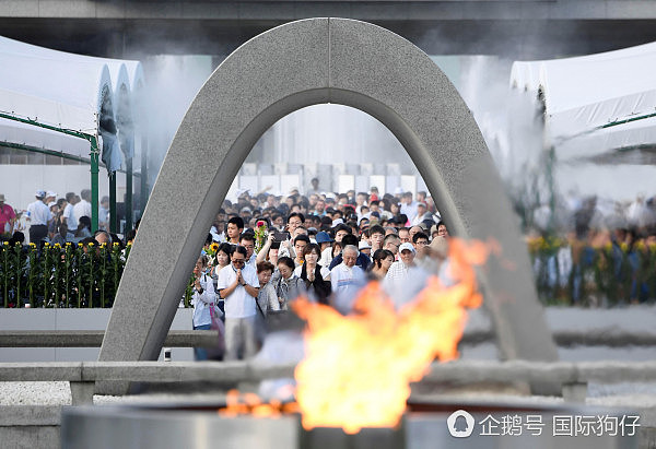 安倍携新内阁纪念广岛“核爆日” 遭到民众抗议（组图） - 2