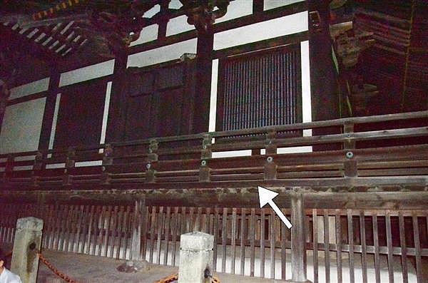 日本国宝寺院疑似被韩国人刻下韩文“到此一游”（组图） - 3