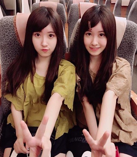 还记得她们吗？台湾“最美双胞胎”长大后变更美啦！肤白貌美大长腿（组图） - 1