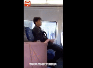 变态！亚裔小哥悉尼火车上公然“打飞机”！邻座女子全程跟拍，途经多个华人区（视频） - 3