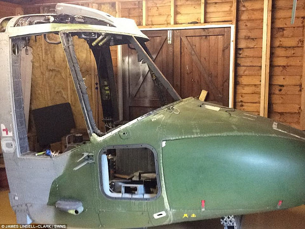 英国男子花了五年的时间在自家后院建仨飞机模拟器（组图） - 6