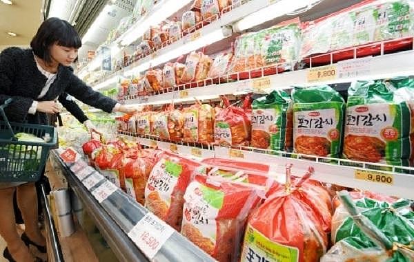 物价疯涨一棵白菜售价50 韩国居民遭遇泡菜难（组图） - 3