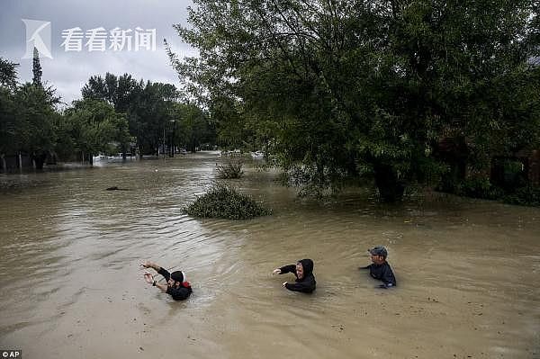 水位要突破25米 得州东部地区居民收到警告“要么离开要么等死” - 4