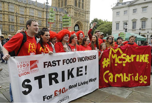 不满时薪低 英国麦当劳员工首次发起罢工活动（图） - 2