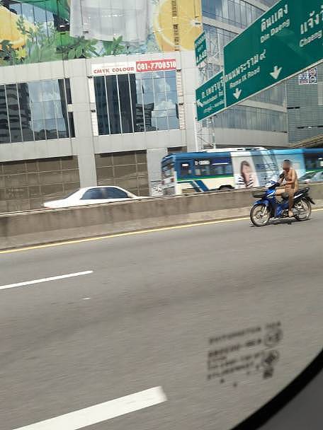 泰国裸体男子骑摩托横跨泰国3府，吓坏路上民众！（图） - 2