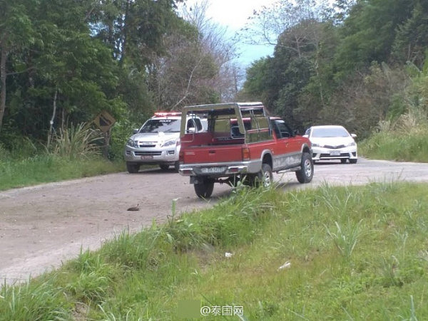 泰国司机景区路边解手 误引爆上世纪炸弹身亡 (组图) - 1