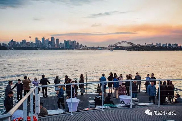 悉尼坦克第四季百人单身游轮派对圆满结束，赞助商二维码和活动照片欣赏。 - 7