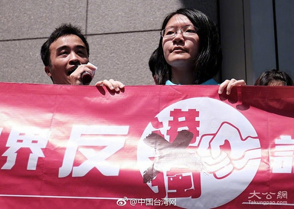 言论自由有底线！香港青年学界发起反港独请愿(图) - 3