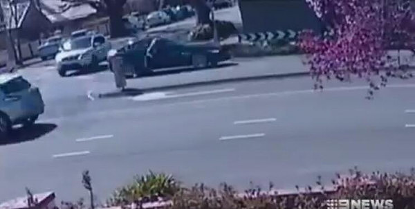 街头涂鸦惹祸 男子在墨尔本内西区被车辆沿街拖行700米！ - 2