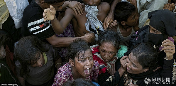 缅甸：担心受到“种族清洗”，38万人逃离国境(组图) - 4