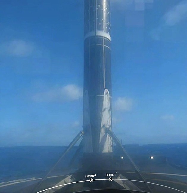 SpaceX用一枚11手火箭发射46颗星链卫星并顺利完成火箭回收 - 2