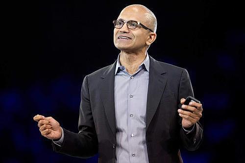 微软CEO纳德拉：大规模AI模型、人机界面或迎来大突破 - 1