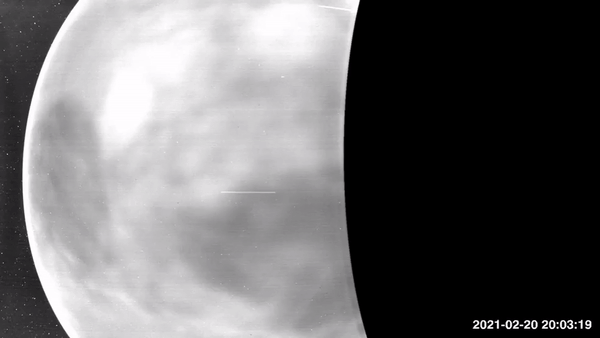 NASA帕克太阳探测器看到金星“像锻造的铁器 ”一样发光 - 1