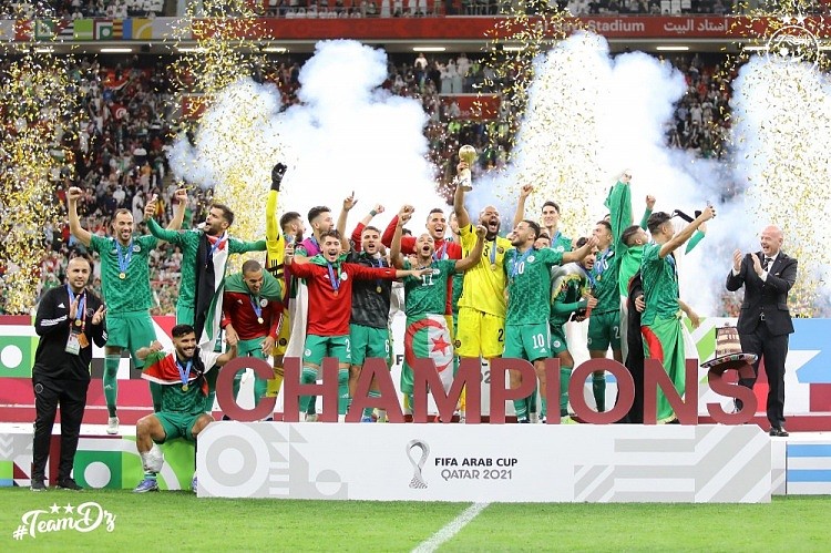 2021阿拉伯杯决赛：阿尔及利亚2-0击败突尼斯首次夺冠 - 2