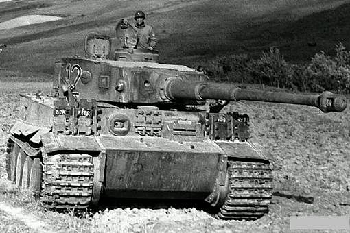 盟军针对虎式研制出了哪些坦克 - 17