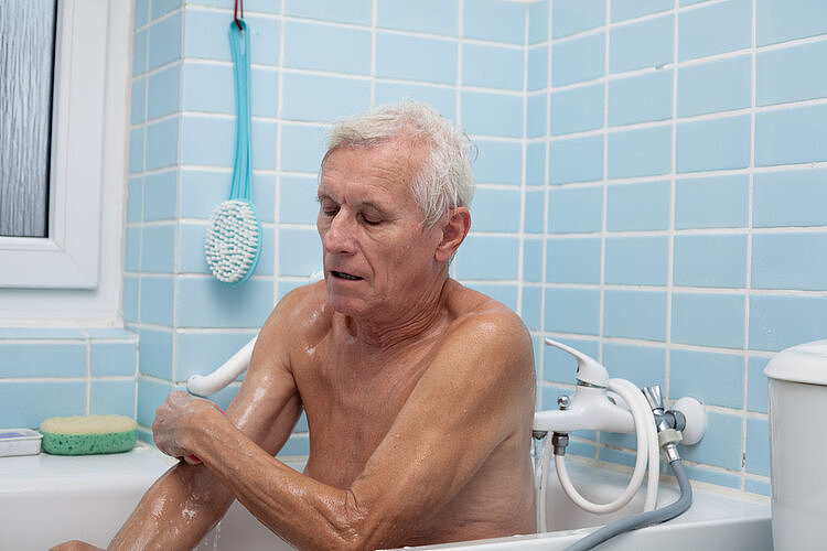 致癌物质在浴室，天天搓澡易患癌？为了健康，洗澡要做好这3点 - 3