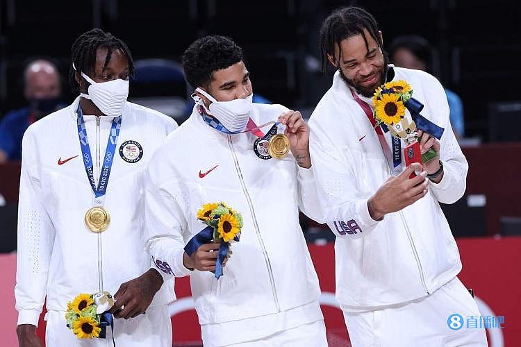 尼克-杨发推：只想告诉黑子们麦基有三个总冠军戒指+一个奥运金牌 - 1