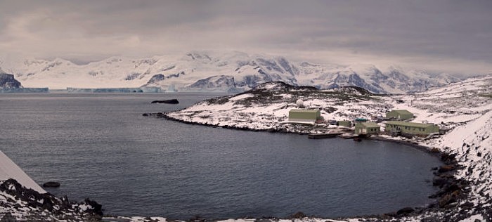 南极洲阿德利兰的古代海洋冰核揭示现代气候变化 - 1