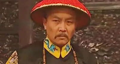 岳钟琪本是清朝大将，那么为什么才3年他就过了巅峰期？ - 1