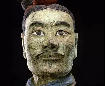 秦始皇陵中的绿脸俑：神秘色彩背后的历史猜想 - 1