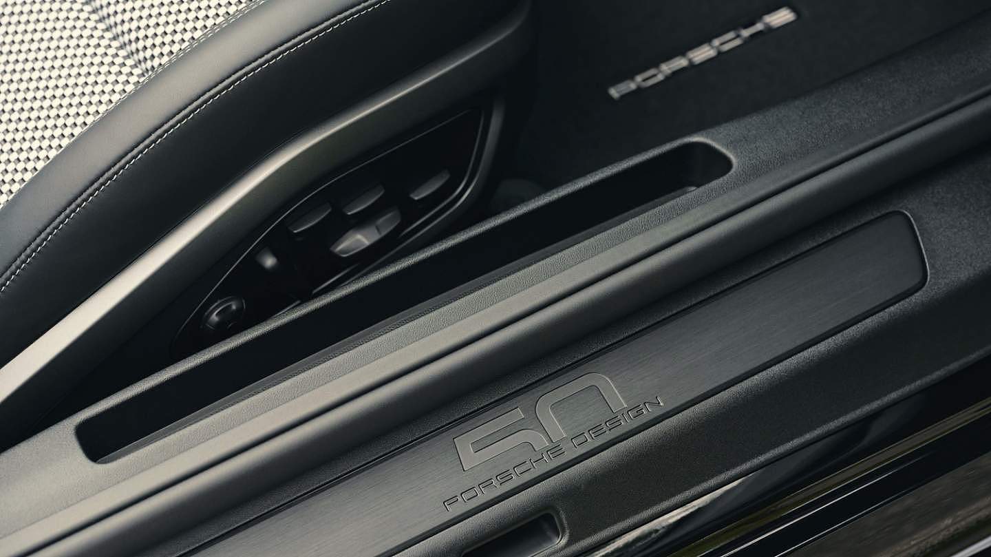 保时捷设计工作室推特别版911 Targa 4 GTS来庆祝其50周年纪念日 - 15