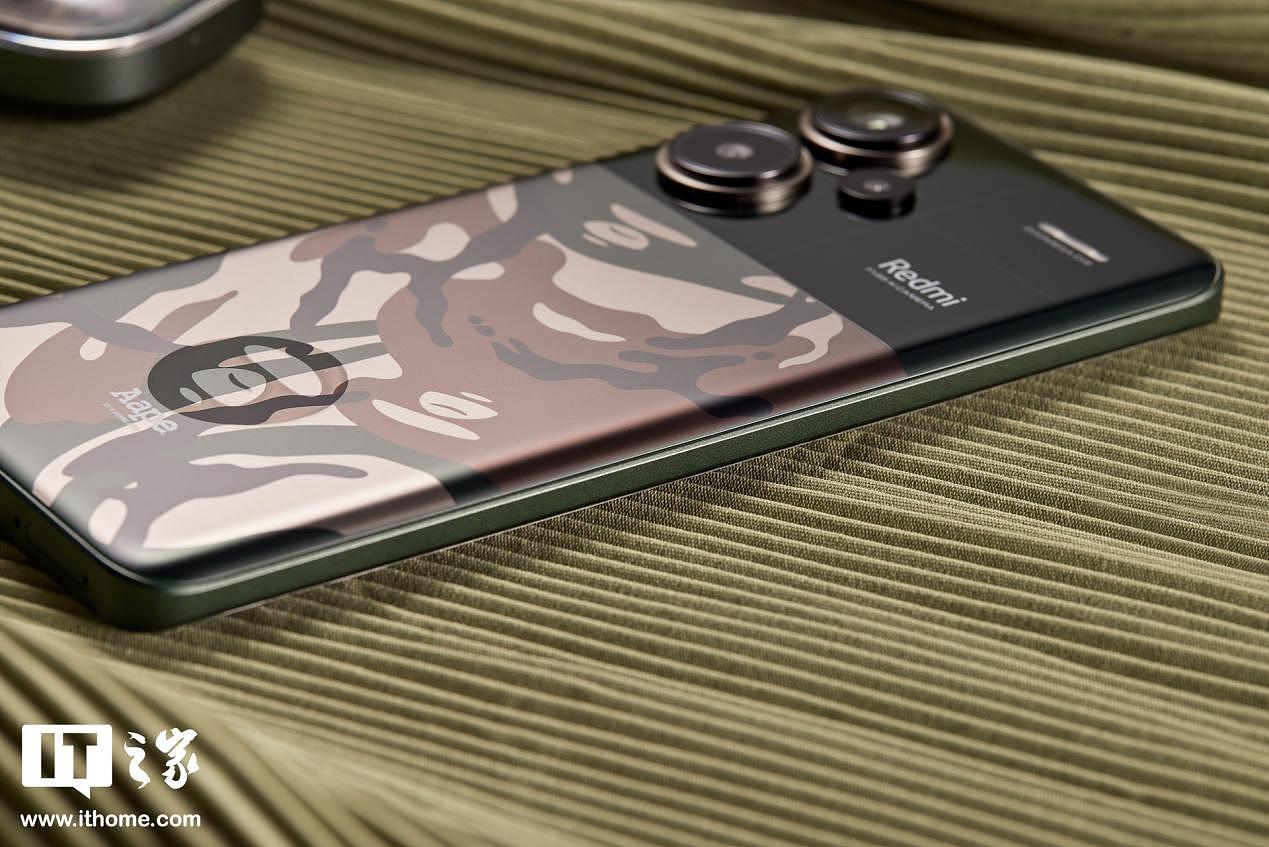 【IT之家开箱】Redmi Note 13 Pro + AAPE 潮流限定版手机图赏：经典迷彩风 - 12