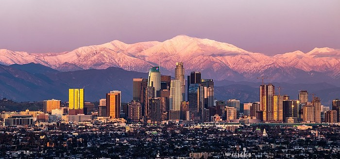 1600px-Los_Angeles_with_Mount_Baldy.jpg