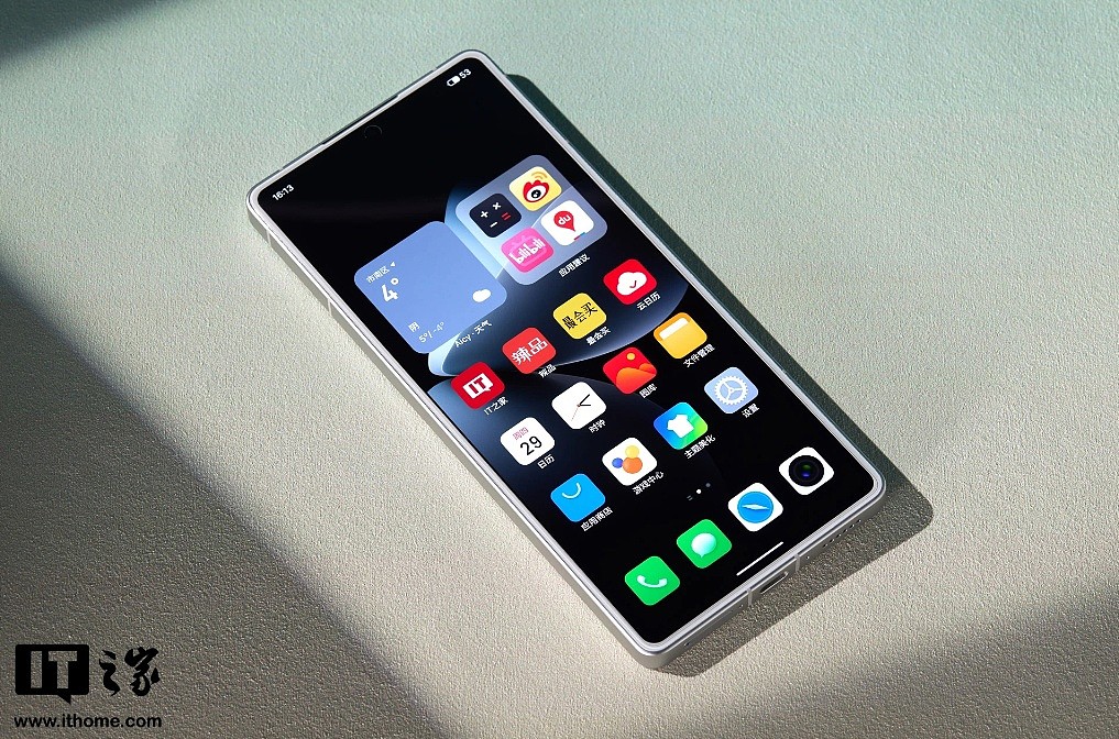 魅族 21 Pro 手机今日首销：旗下首款开放式 AI 终端，4999 元起 - 2
