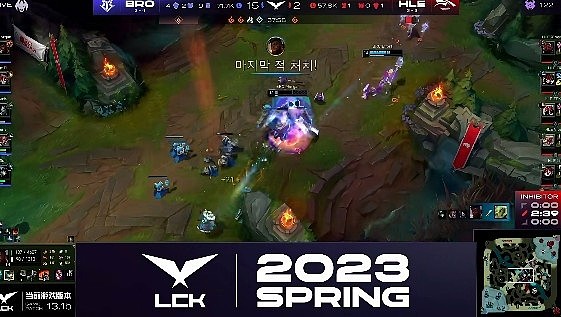 ?LCK:Zeka沙皇连续被抓 Karis阿卡丽完美进场 BRO扳回一城 - 11