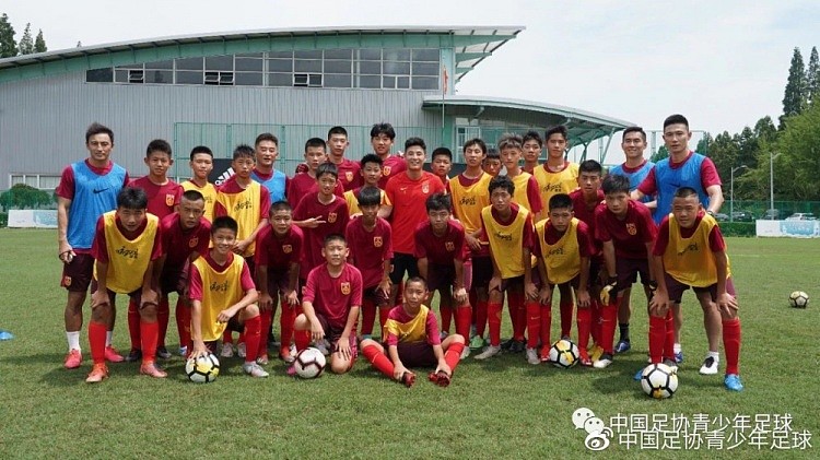 2021年中国足协精英青少年训练营开营，范志毅、武磊等出席仪式 - 3