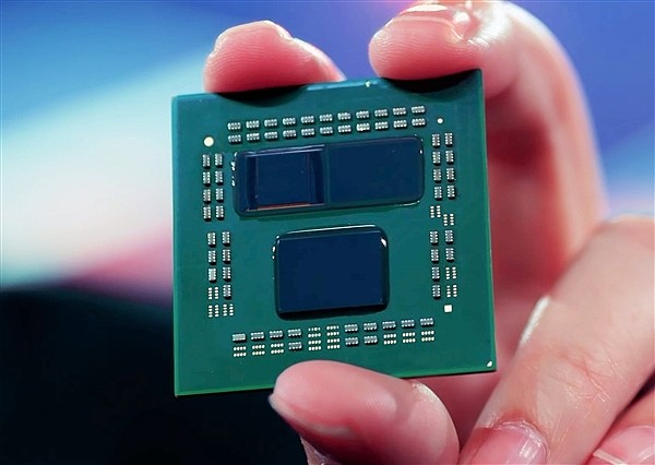 AMD Zen3 3D堆叠缓存细节：比Intel更细致、互连带宽提升15倍 - 9