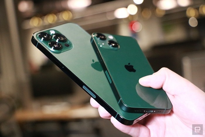 iPhone 13全新苍岭绿和绿色真机上手 - 8