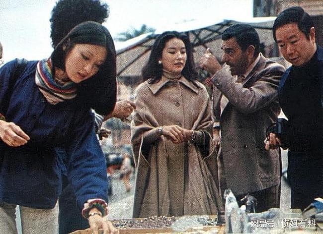1977年，林青霞与胡因梦同游意大利，没看错！这是42年前的时尚！ - 4