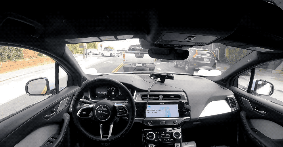 前排无人，全程40分钟无接管穿越市区 Waymo最新自动驾驶视频火了 - 3