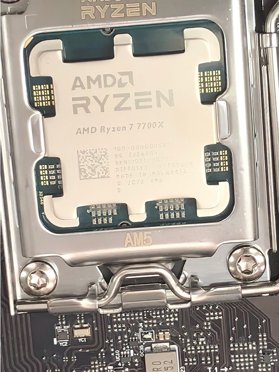 AMD Ryzen 7 7700X 8核Zen 4零售版桌面CPU首次现身 - 1