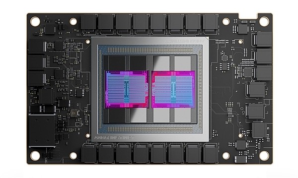 AMD 6nm MI250X加速卡被扒开：1个节点1小时5度电 - 1