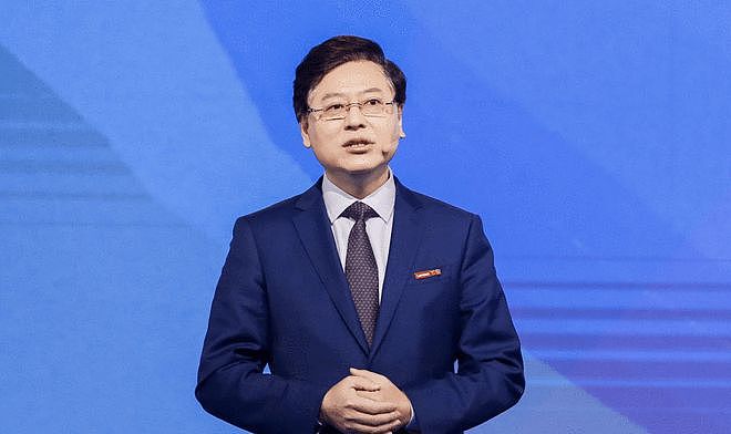 联想CEO杨元庆：建议延长男性陪产假 不休假企业应给予补偿 - 1