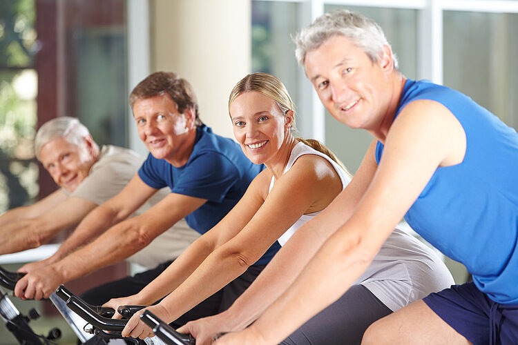 生命在于运动还是静养？提醒：中老年人运动，4个误区别犯 - 4